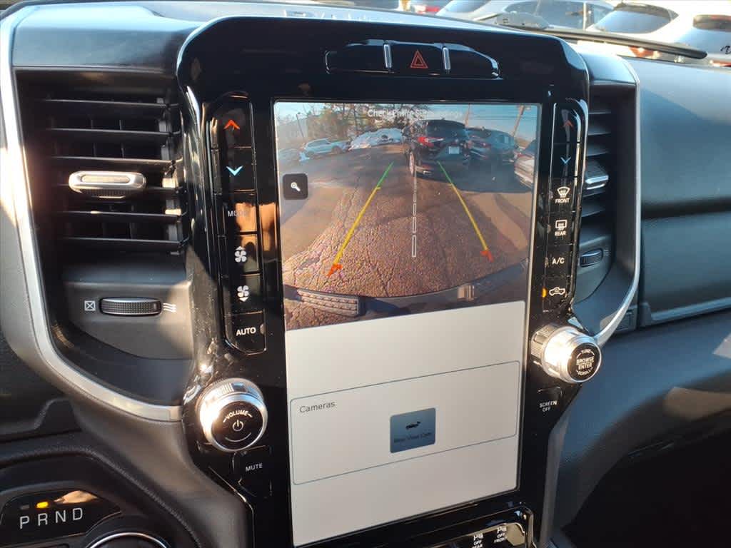 2023 RAM 1500 Big Horn 4x4 Crew Cab 57 Box