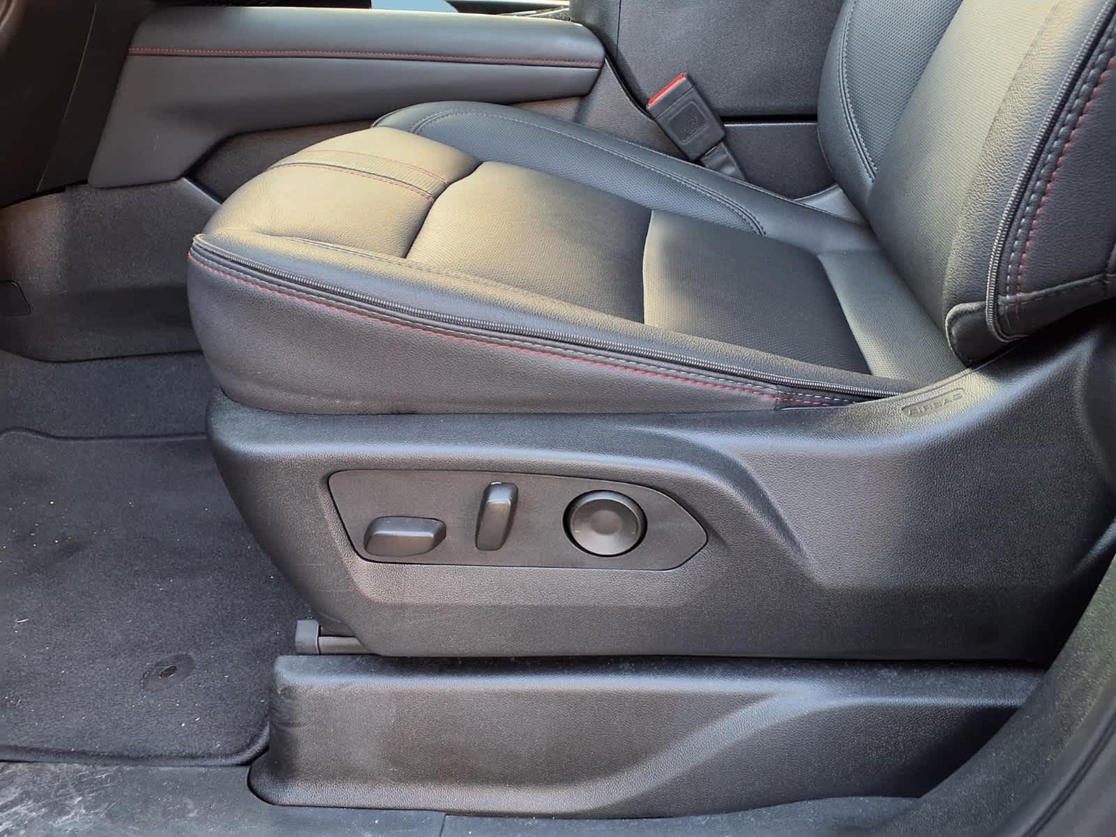 2025 Chevrolet Tahoe 4WD 4dr RST