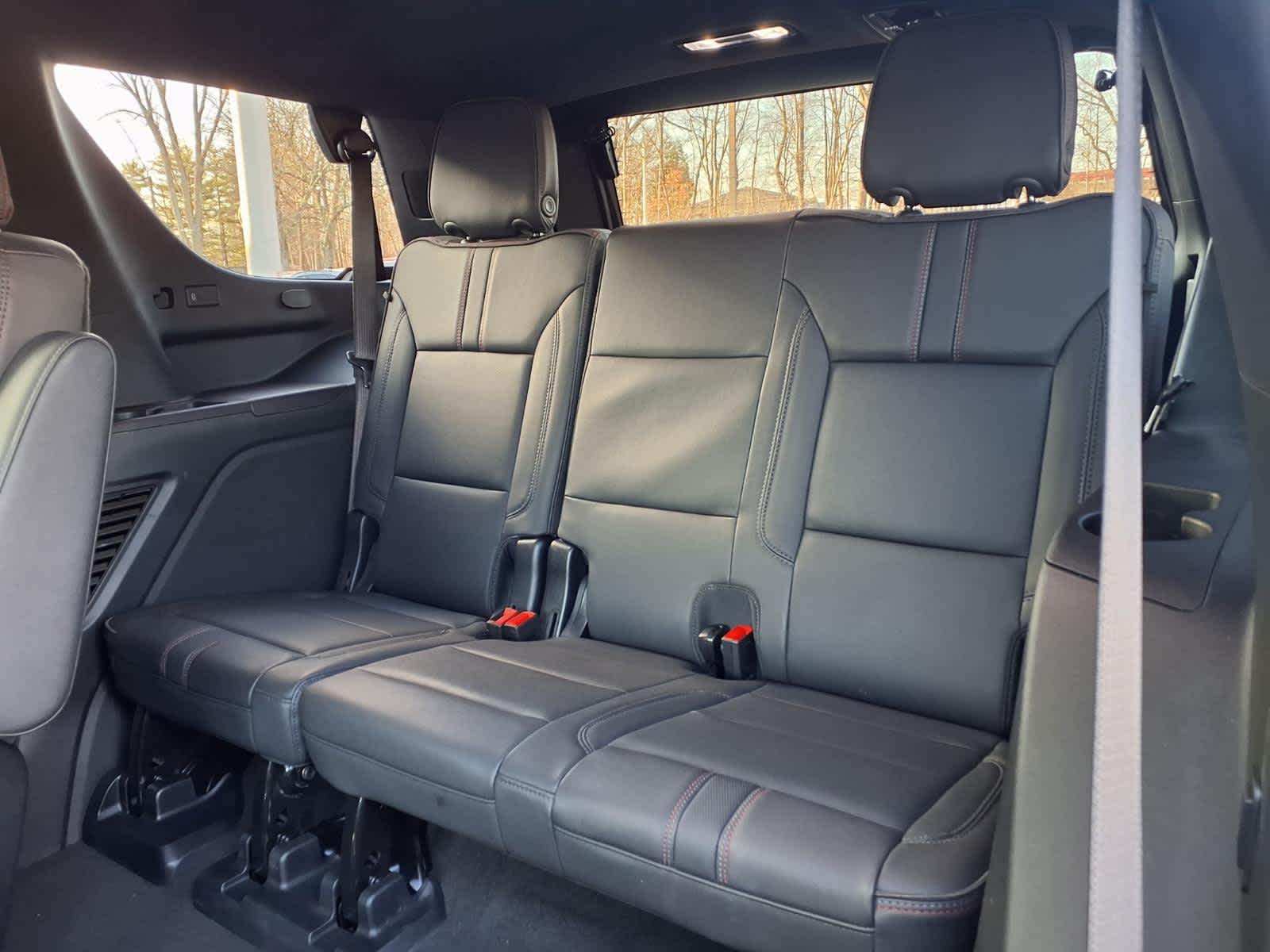 2025 Chevrolet Tahoe 4WD 4dr RST