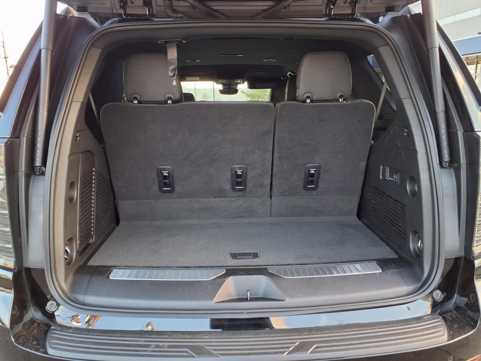 2025 Chevrolet Tahoe 4WD 4dr RST