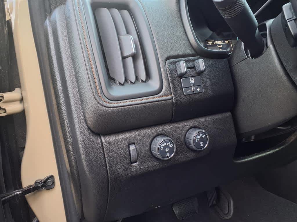 2021 GMC Canyon 4WD Crew Cab 128 AT4 w/Cloth