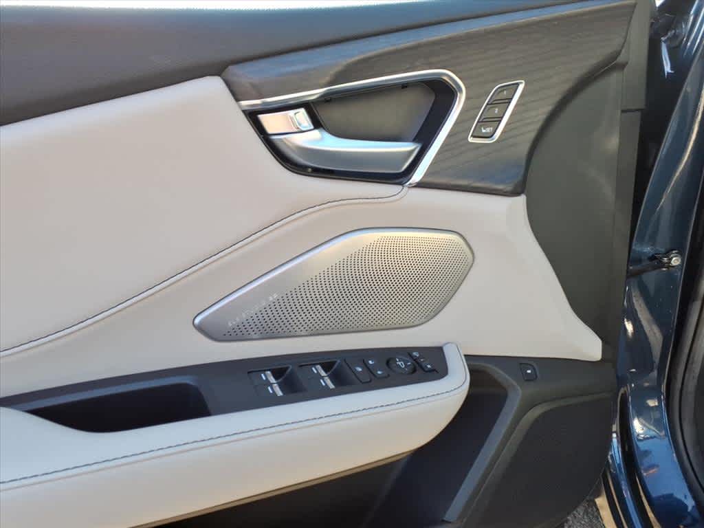 2025 Acura RDX SH-AWD w/Advance Package