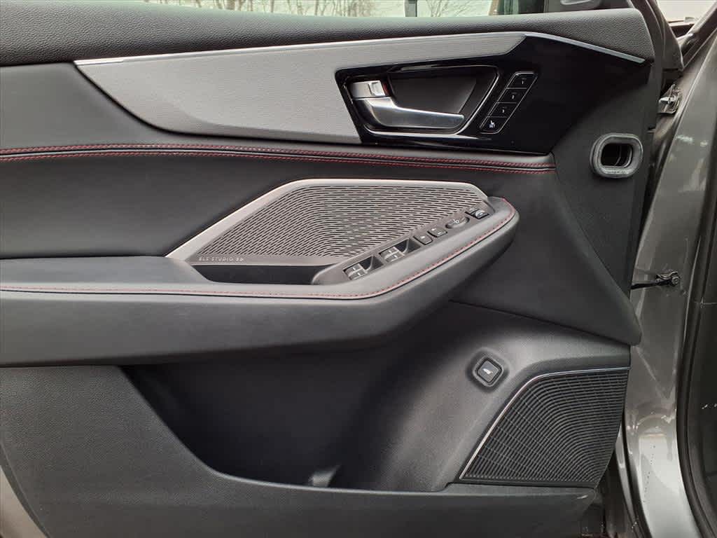 2023 Acura MDX SH-AWD w/A-Spec Package