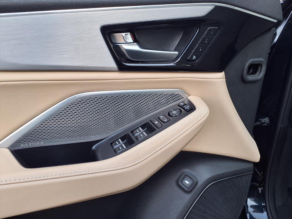 2022 Acura MDX SH-AWD w/Technology Package