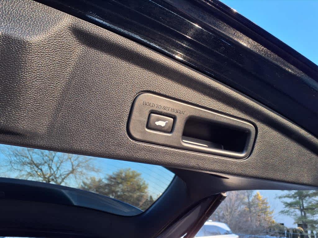 2022 Acura MDX SH-AWD w/Technology Package