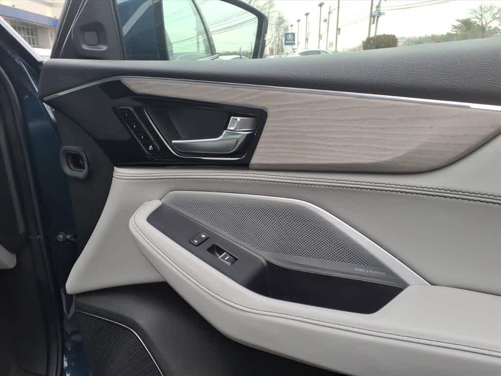 2025 Acura MDX SH-AWD w/Advance Package