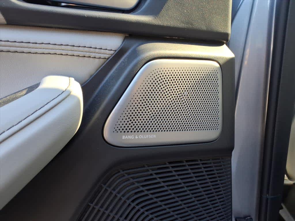 2025 Acura MDX SH-AWD w/Advance Package