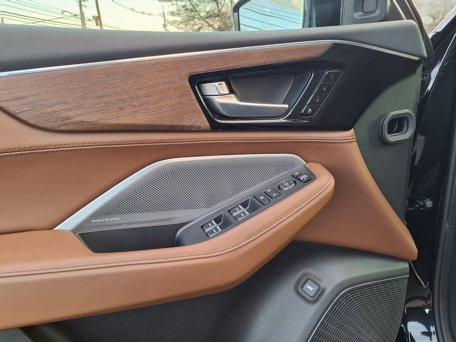 2026 Acura MDX SH-AWD w/Advance Package