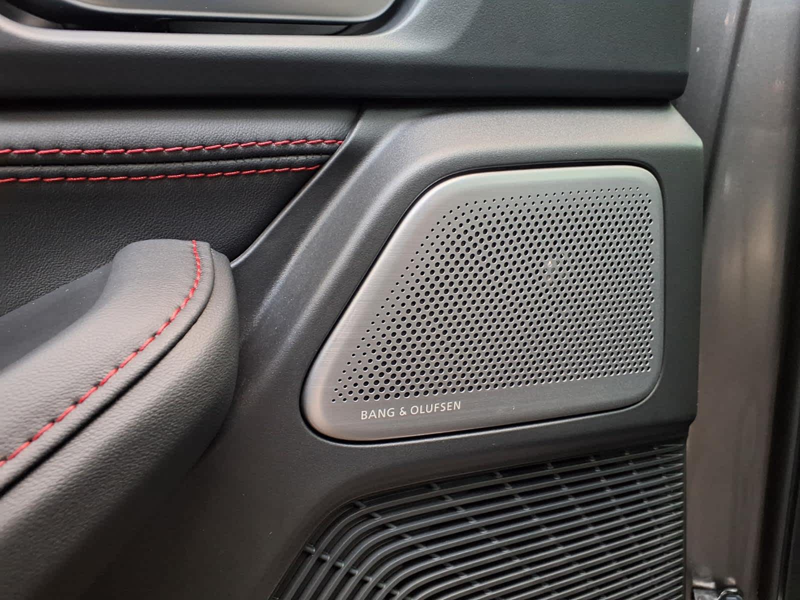 2026 Acura MDX SH-AWD w/A-Spec Advance Package