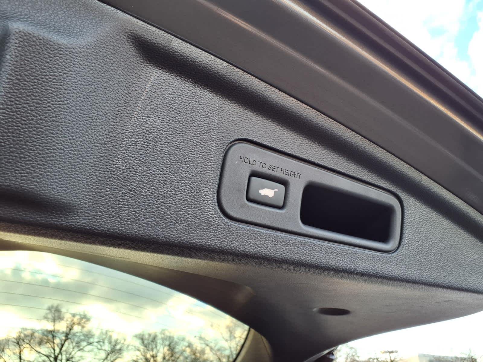 2026 Acura MDX SH-AWD w/A-Spec Advance Package