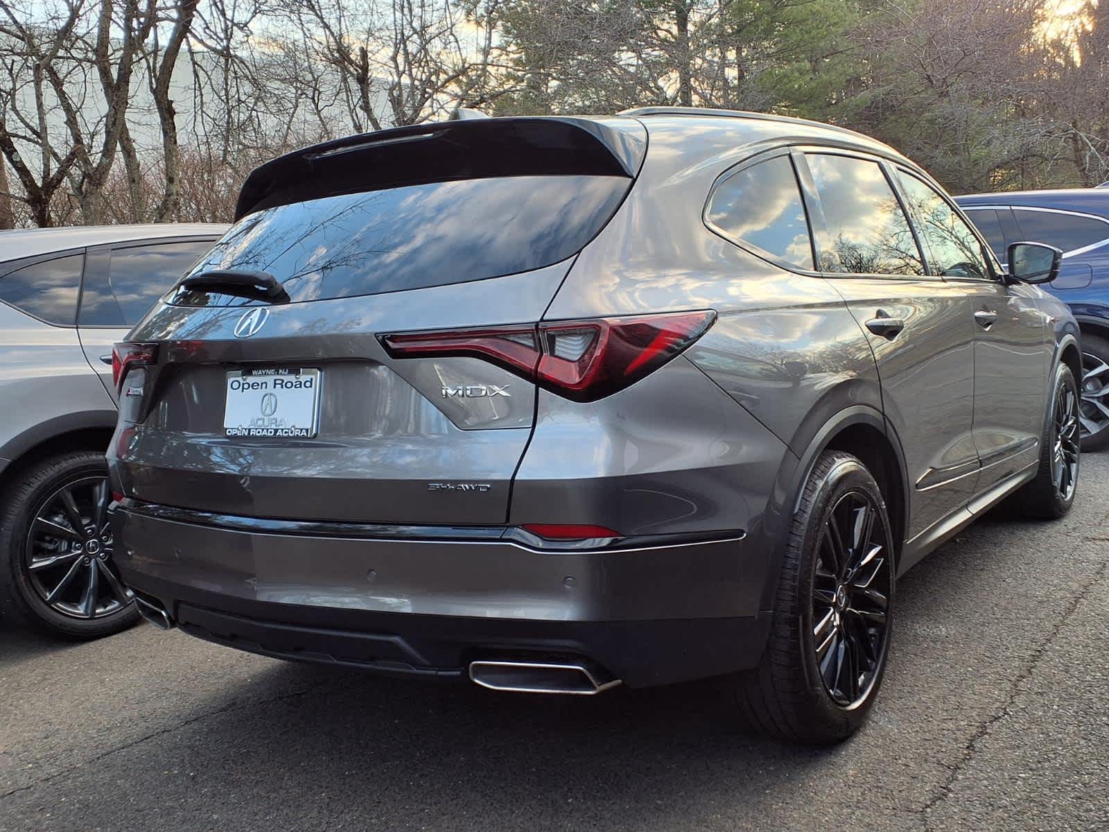 2026 Acura MDX SH-AWD w/A-Spec Advance Package