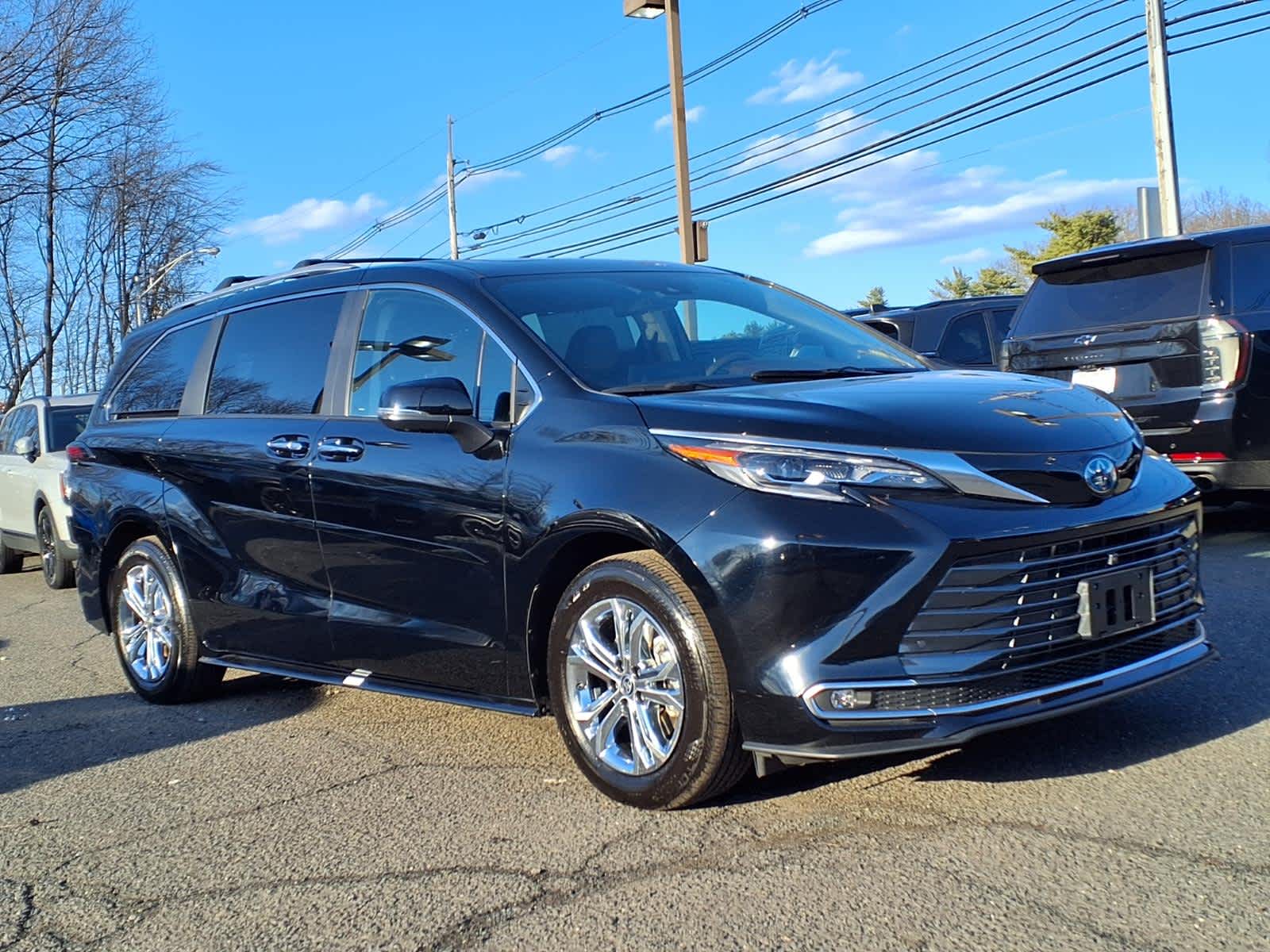 2024 Toyota Sienna Platinum AWD 7-Passenger