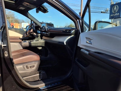 2024 Toyota Sienna Platinum AWD 7-Passenger