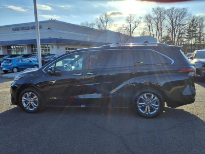 2024 Toyota Sienna Platinum AWD 7-Passenger