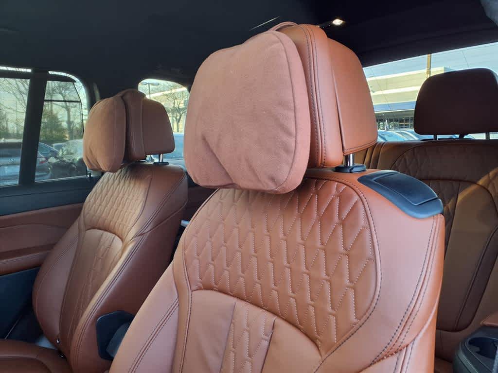 2024 BMW X7 xDrive40i Sports Activity Vehicle