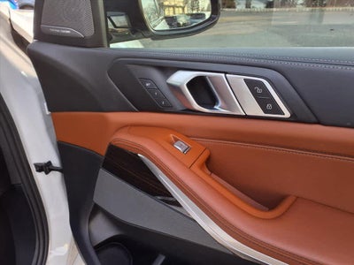 2024 BMW X7 xDrive40i Sports Activity Vehicle