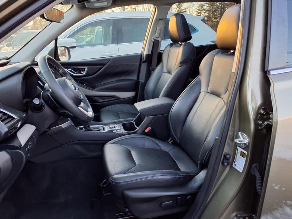 2022 Subaru Forester Limited CVT