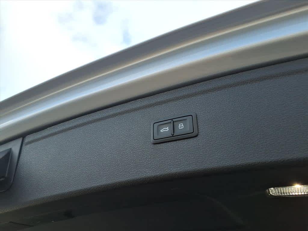 2023 Audi Q5 S line Premium 45 TFSI quattro