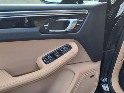 2024 Porsche Macan AWD