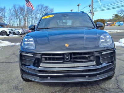 2024 Porsche Macan AWD