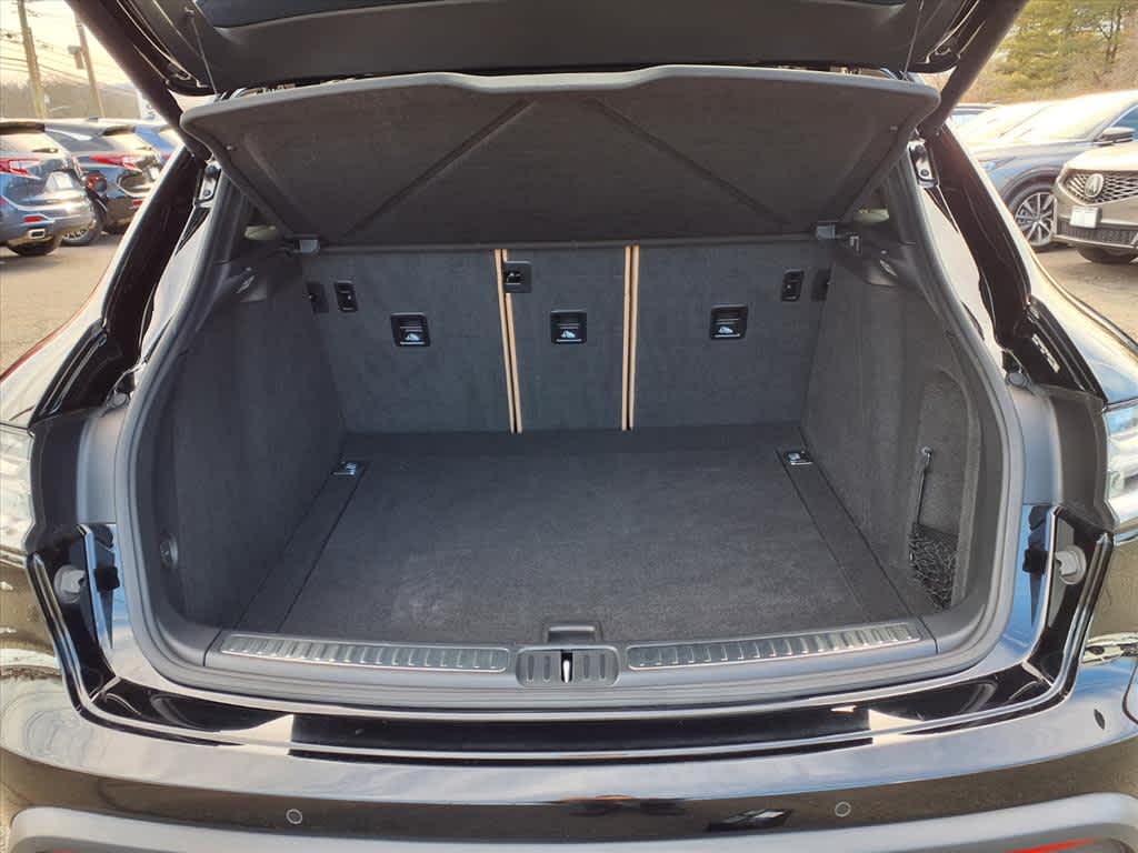 2024 Porsche Macan AWD