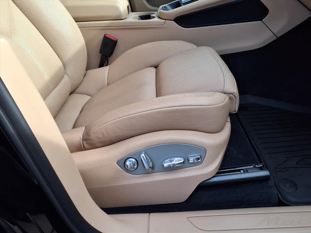 2024 Porsche Macan AWD